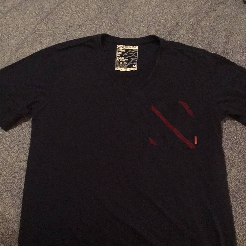 Men’s One90One V Neck T Shirt